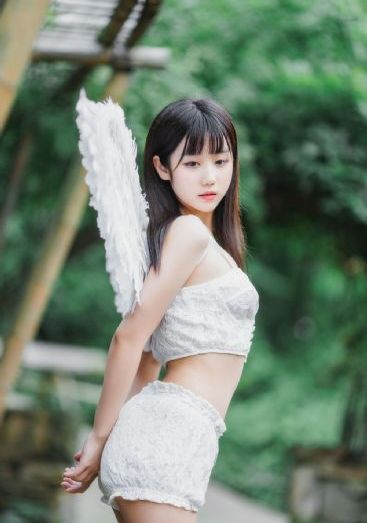 少妇裸体婬乱3图片_韩国电影在线