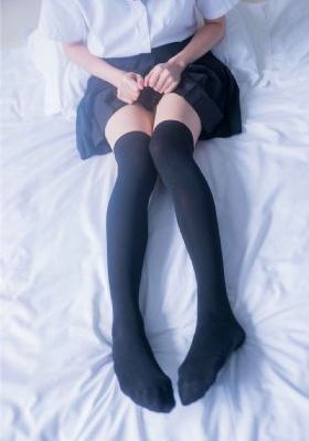 黄瓜视频APP下载二维码_超清HD在线观看