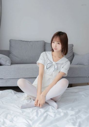 国产精品一区二区毛卡片屈服_4K手机免费观看完整