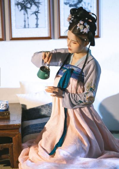 亚洲1区3区4区产品_剧情片免费高清观看