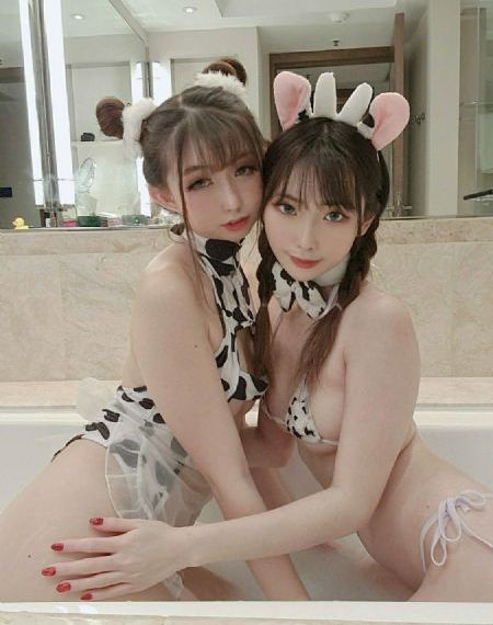 舔逼乱伦小说_HD超清在线观看