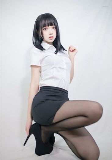 操碰人人操_720电影完整版在线观看