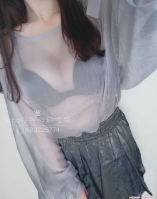 人妻岛国aaa级午夜福利片_完整无删减版