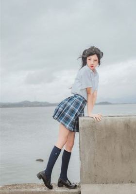 激情校园另类小说图片_DVD天堂在线