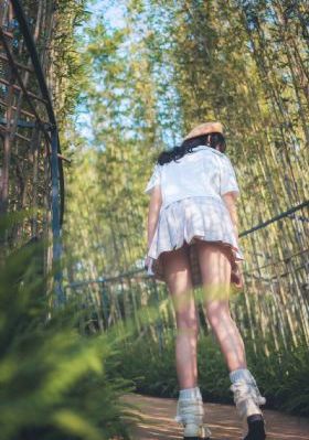 国产亚洲女AV_超清日韩电影在线